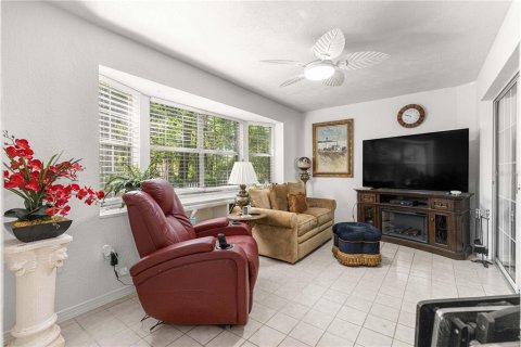 Casa en venta en Ocala, Florida, 3 dormitorios, 177.63 m2 № 2195149 - foto 3