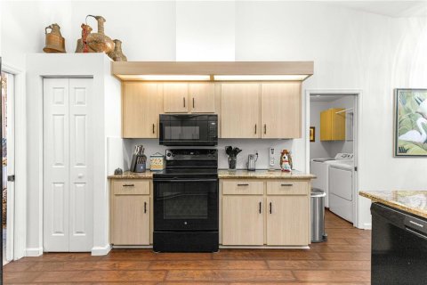 Casa en venta en Ocala, Florida, 3 dormitorios, 177.63 m2 № 2195149 - foto 8