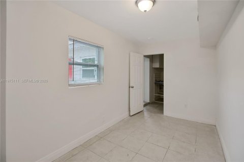 Villa ou maison à vendre à Riviera Beach, Floride: 7 chambres, 169.08 m2 № 2036290 - photo 14