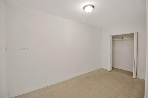 Villa ou maison à vendre à Riviera Beach, Floride: 7 chambres, 169.08 m2 № 2036290 - photo 21