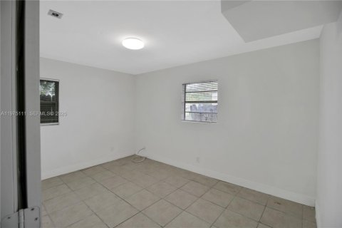 Villa ou maison à vendre à Riviera Beach, Floride: 7 chambres, 169.08 m2 № 2036290 - photo 5