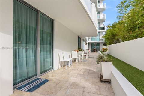 Купить кондоминиум в Бей-Харбор-Айлендс, Флорида 4 спальни, 253.44м2, № 2056502 - фото 19