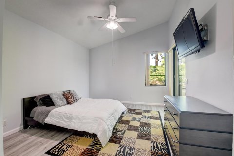 Villa ou maison à louer à Boynton Beach, Floride: 3 chambres, 151.52 m2 № 2271157 - photo 17