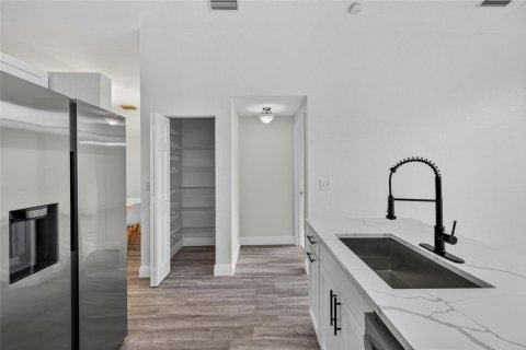 Купить виллу или дом в Мирамар, Флорида 1 комната, 148.36м2, № 2244422 - фото 12