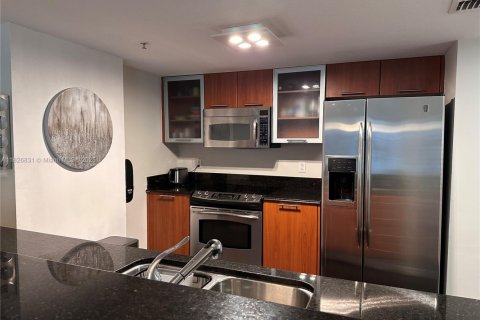 Снять в аренду кондоминиум в Майами, Флорида 1 спальня, 88.63м2, № 2013909 - фото 10