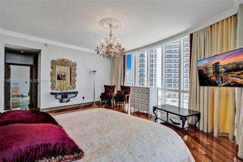 Condominio en alquiler en Sunny Isles Beach, Florida, 3 dormitorios, 257.15 m2 № 2031696 - foto 23