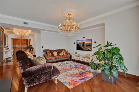 Condominio en alquiler en Sunny Isles Beach, Florida, 3 dormitorios, 257.15 m2 № 2031696 - foto 6