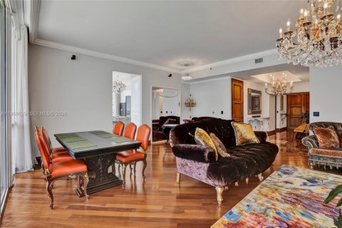 Condominio en alquiler en Sunny Isles Beach, Florida, 3 dormitorios, 257.15 m2 № 2031696 - foto 4