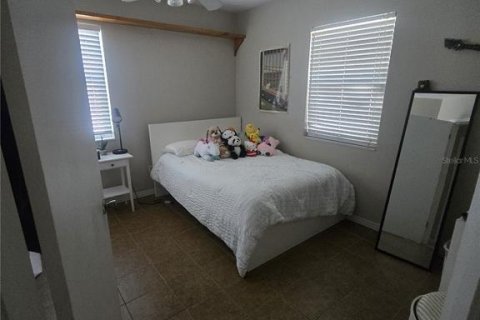 Villa ou maison à vendre à Deltona, Floride: 2 chambres, 81.75 m2 № 1916968 - photo 10