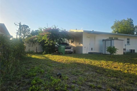 Villa ou maison à vendre à Deltona, Floride: 2 chambres, 81.75 m2 № 1916968 - photo 18