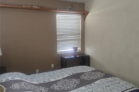 Villa ou maison à vendre à Deltona, Floride: 2 chambres, 81.75 m2 № 1916968 - photo 4