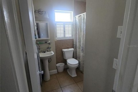Villa ou maison à vendre à Deltona, Floride: 2 chambres, 81.75 m2 № 1916968 - photo 9