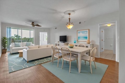 Condo in Palmetto, Florida, 2 bedrooms № 2157604 - photo 4