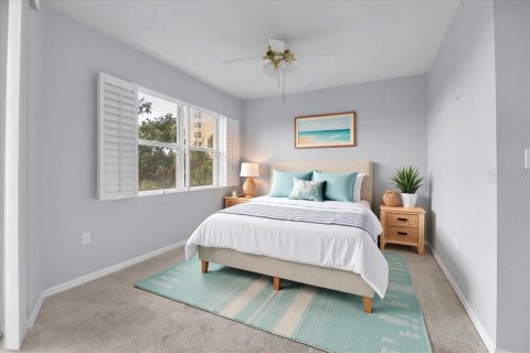 Condo in Palmetto, Florida, 2 bedrooms № 2157604 - photo 8