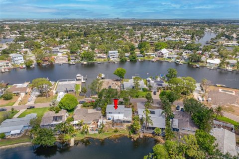 Casa en venta en Saint Petersburg, Florida, 3 dormitorios, 149.85 m2 № 1758454 - foto 5