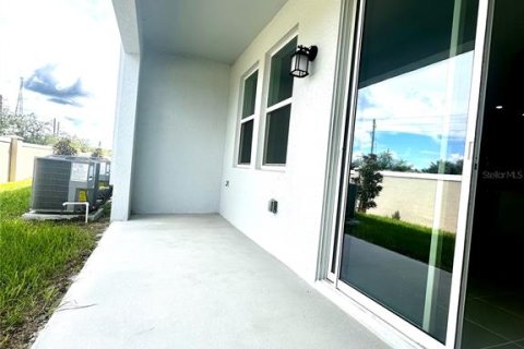 Adosado en alquiler en Dundee, Florida, 3 dormitorios, 166.02 m2 № 1909332 - foto 21