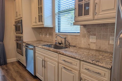 Villa ou maison à louer à Sarasota, Floride: 3 chambres, 210.89 m2 № 2416330 - photo 15