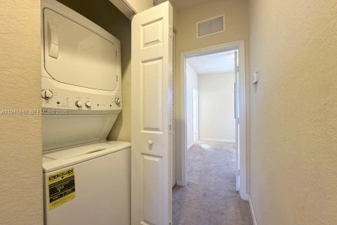 Copropriété à louer à Hialeah, Floride: 2 chambres, 132.11 m2 № 1998916 - photo 20