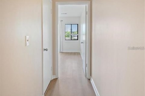 Condo in Palm Coast, Florida, 2 bedrooms  № 2209337 - photo 9