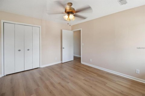 Condo in Palm Coast, Florida, 2 bedrooms  № 2209337 - photo 11