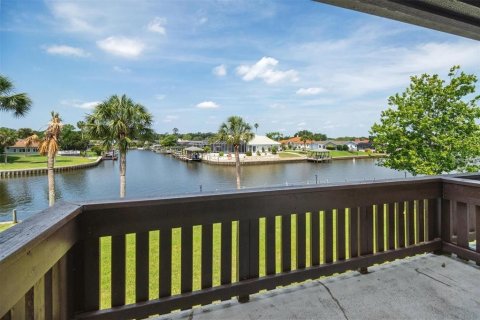 Condo in Palm Coast, Florida, 2 bedrooms  № 2209337 - photo 16