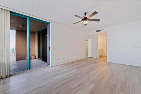 Condominio en venta en Clearwater, Florida, 3 dormitorios, 315.87 m2 № 2350246 - foto 22