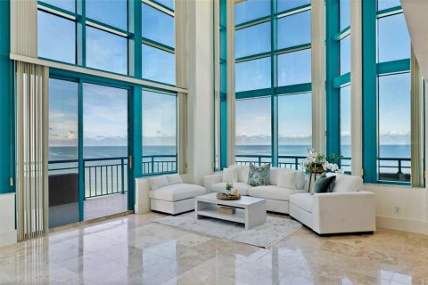 Condominio en venta en Clearwater, Florida, 3 dormitorios, 315.87 m2 № 2350246 - foto 7