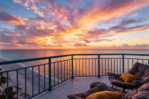 Condominio en venta en Clearwater, Florida, 3 dormitorios, 315.87 m2 № 2350246 - foto 3