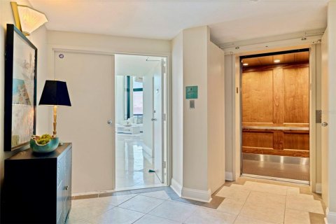 Condominio en venta en Clearwater, Florida, 3 dormitorios, 315.87 m2 № 2350246 - foto 4