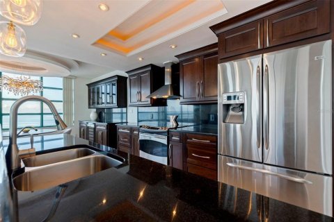 Condominio en venta en Clearwater, Florida, 3 dormitorios, 315.87 m2 № 2350246 - foto 18