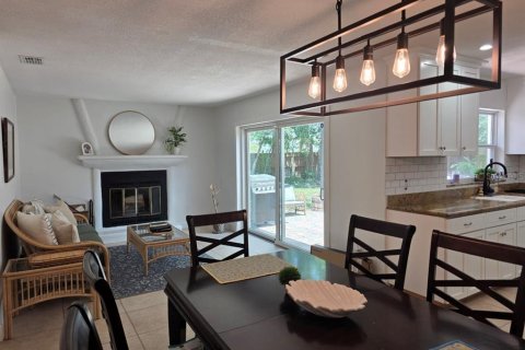 House in Orlando, Florida 3 bedrooms, 146.23 sq.m. № 2238044 - photo 21