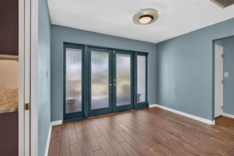 Villa ou maison à vendre à Saint Petersburg, Floride: 4 chambres, 196.21 m2 № 2149879 - photo 5