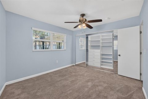 Villa ou maison à vendre à Saint Petersburg, Floride: 4 chambres, 196.21 m2 № 2149879 - photo 15