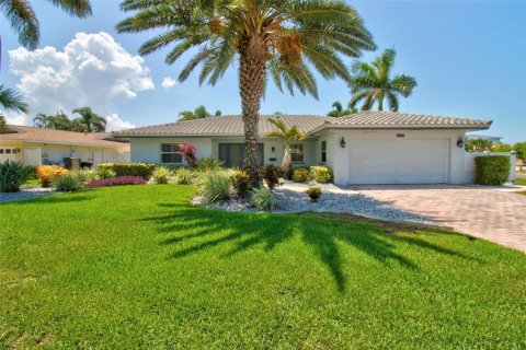 Villa ou maison à vendre à Saint Petersburg, Floride: 4 chambres, 196.21 m2 № 2149879 - photo 4