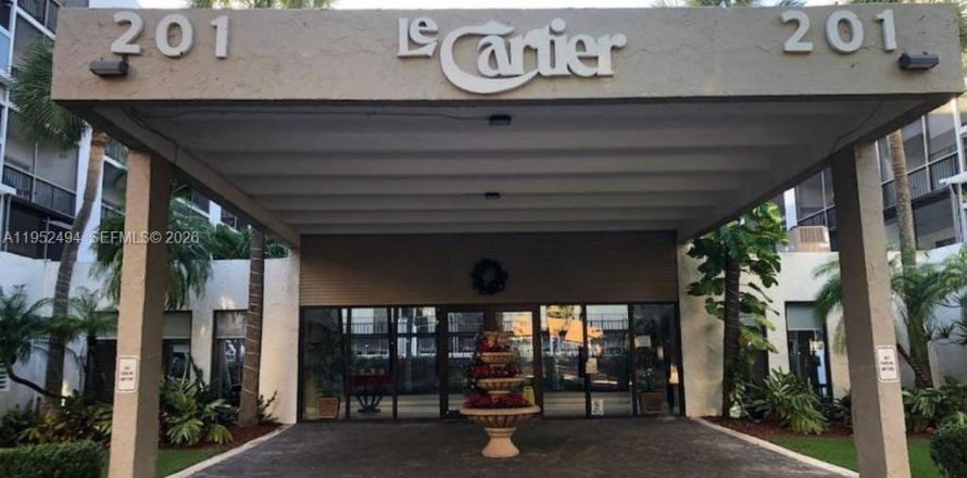 Condo à Sunny Isles Beach, Floride, 2 chambres  № 2006655