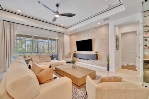 House in Wesley Chapel, Florida 5 bedrooms, 379.69 sq.m. № 1644214 - photo 6