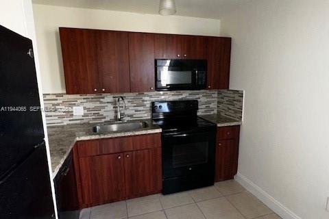 Condominio en venta en Miami, Florida, 2 dormitorios, 97.55 m2 № 2008075 - foto 11