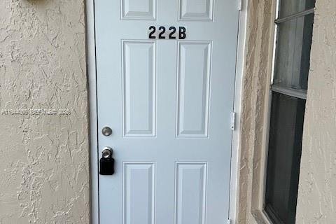 Condominio en venta en Miami, Florida, 2 dormitorios, 97.55 m2 № 2008075 - foto 3