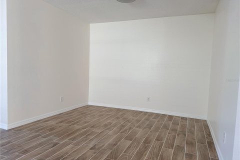 Townhouse in Orlando, Florida 3 bedrooms, 173.91 sq.m. № 2376610 - photo 5