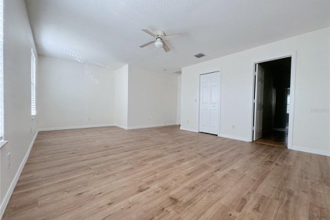 Townhouse in Orlando, Florida 3 bedrooms, 173.91 sq.m. № 2376610 - photo 24