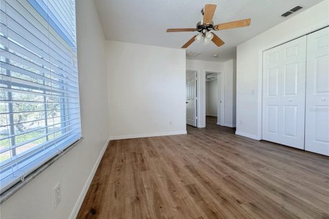 Townhouse in Orlando, Florida 3 bedrooms, 173.91 sq.m. № 2376610 - photo 13