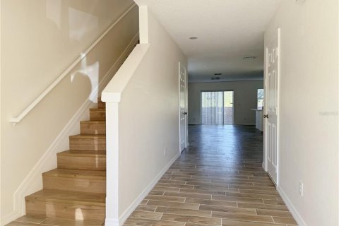 Townhouse in Orlando, Florida 3 bedrooms, 173.91 sq.m. № 2376610 - photo 2