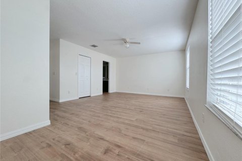 Townhouse in Orlando, Florida 3 bedrooms, 173.91 sq.m. № 2376610 - photo 26
