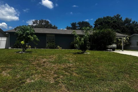 Casa en venta en Winter Haven, Florida, 3 dormitorios, 132.29 m2 № 1906317 - foto 1