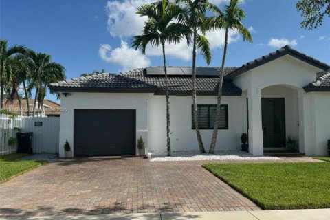 Villa ou maison à louer à Homestead, Floride: 3 chambres, 152.45 m2 № 1931455 - photo 2