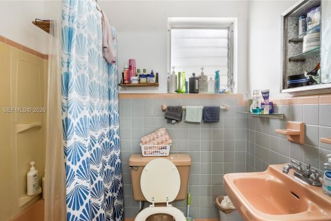 Immobilier commercial à vendre à Oakland Park, Floride: 201.23 m2 № 2051804 - photo 23