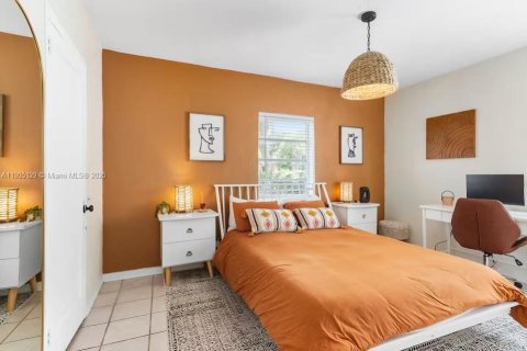 Купить виллу или дом в Майами, Флорида 2 спальни, 82.13м2, № 1956357 - фото 6