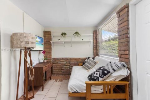 Купить виллу или дом в Майами, Флорида 2 спальни, 82.13м2, № 1956357 - фото 23