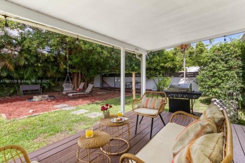 Купить виллу или дом в Майами, Флорида 2 спальни, 82.13м2, № 1956357 - фото 4