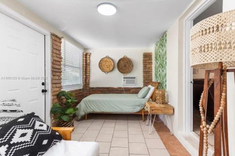Купить виллу или дом в Майами, Флорида 2 спальни, 82.13м2, № 1956357 - фото 20